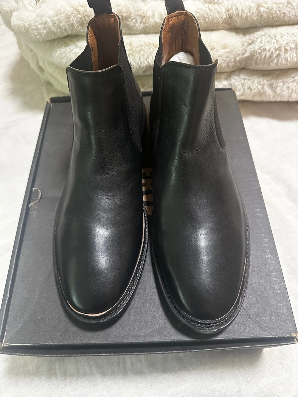 Frye Paul Chelsea Boots | Men’s 10.5M | Black Leather | New in Box